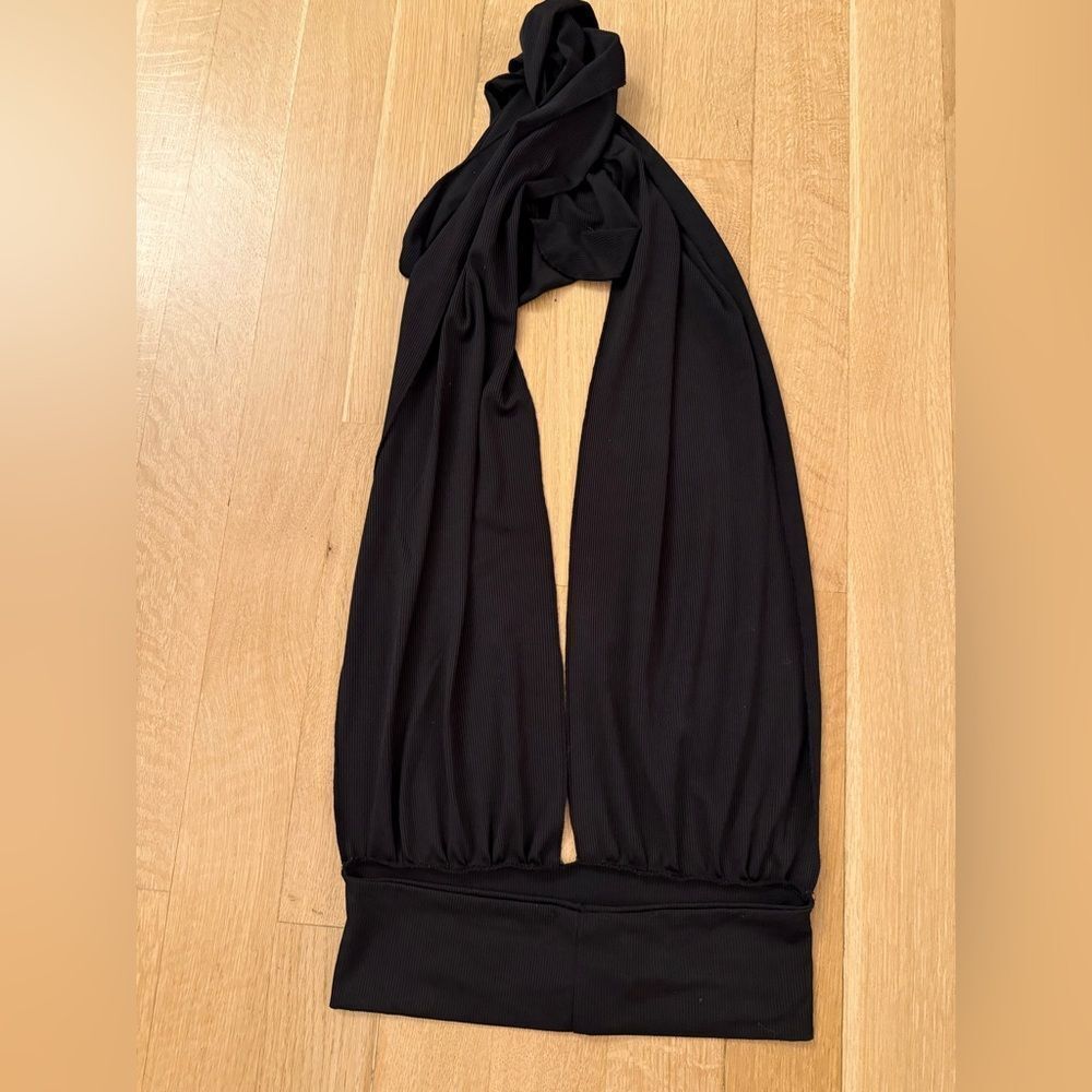 Black Ribbed Top - Picture 3 of 4